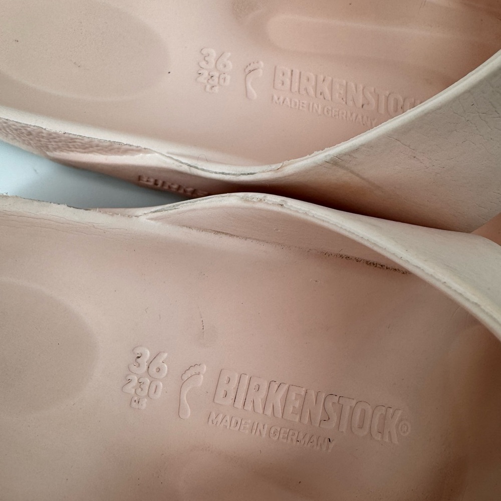 Birkenstock Women’s Light Pink Arizona Eva Double Strap Slip On Rubber Sandals - Picture 3 of 4